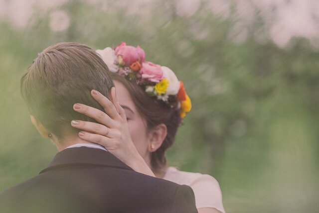 DIY Budget-friendly Barn Wedding | Love and Perry Photography