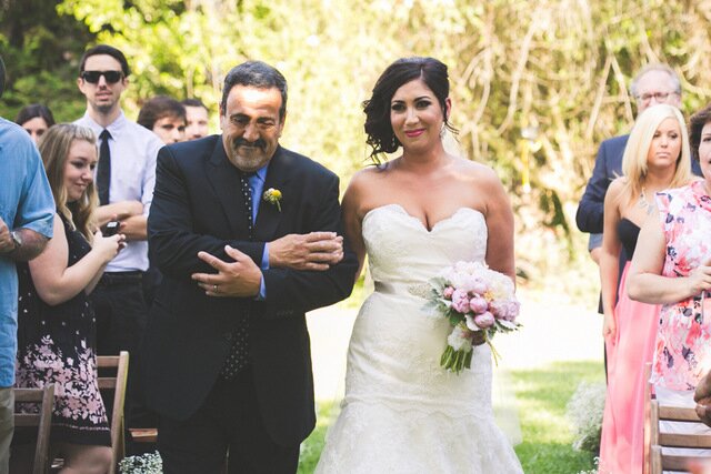 Relaxed Barn Wedding | Orange Owl Photography on Oh Lovely Day