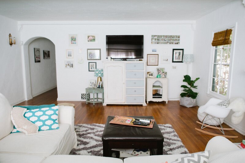 Chandra Fredrick's Home Tour | Living Room Inspiration | Photos by Hazelnut Photo